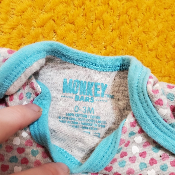 Monkey Bars 0-3m onesie - Picture 2 of 2